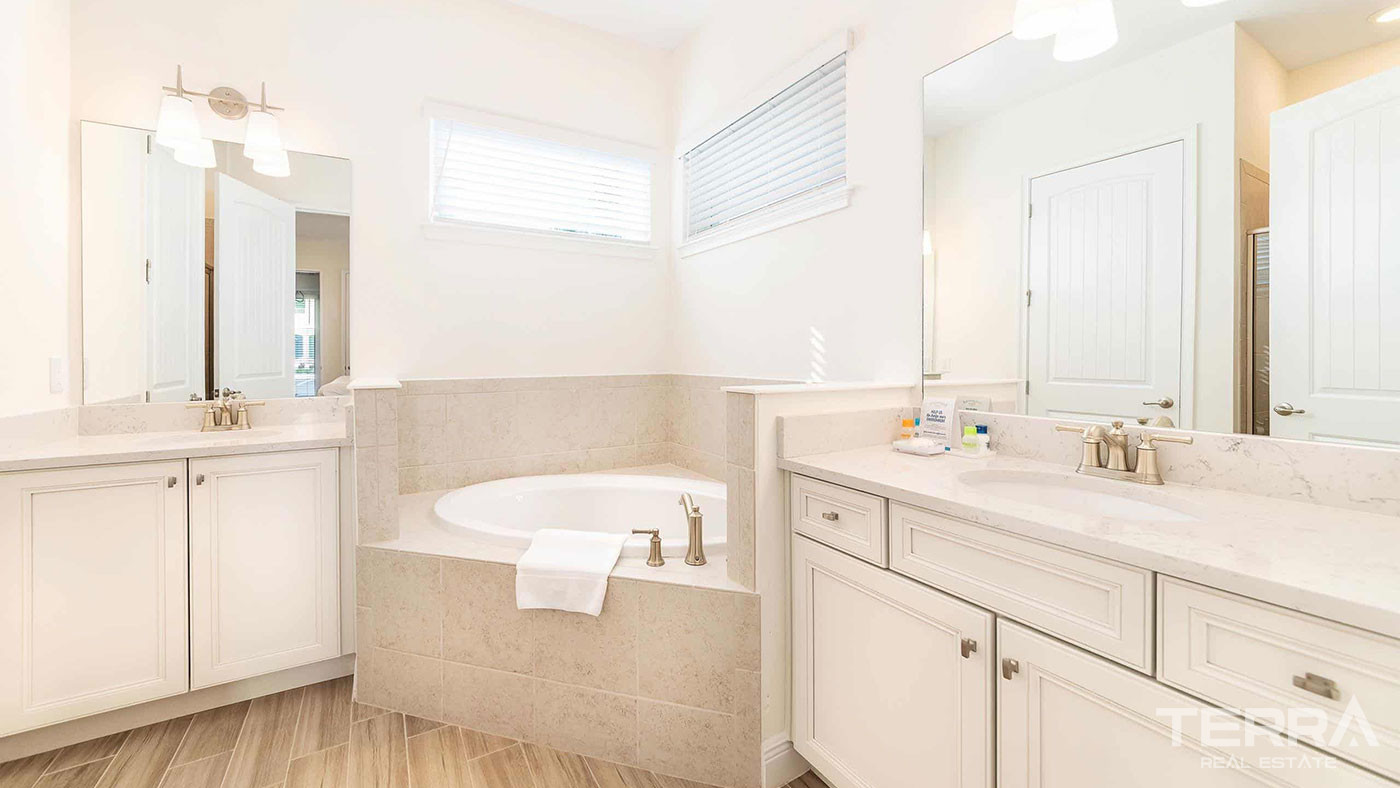 Pet Friendly Resort Villas with Exclusive Amenities in Orlando - 79423