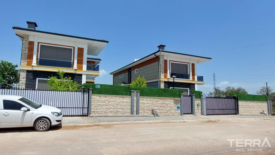 4+1 Villas with Smart Home System and Spacious Living Areas in Antalya