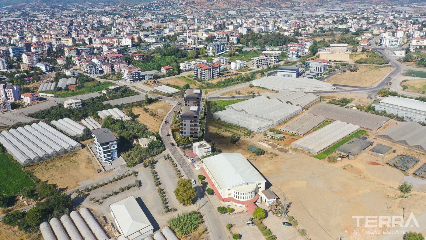Multiple Social Facilities from Comfortable Gazipaşa Apartments - 79750
