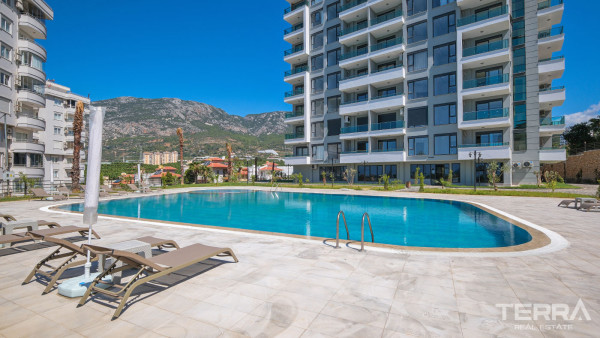 Luxury Mahmutlar Apartments with Joyful Social Amenities in Alanya