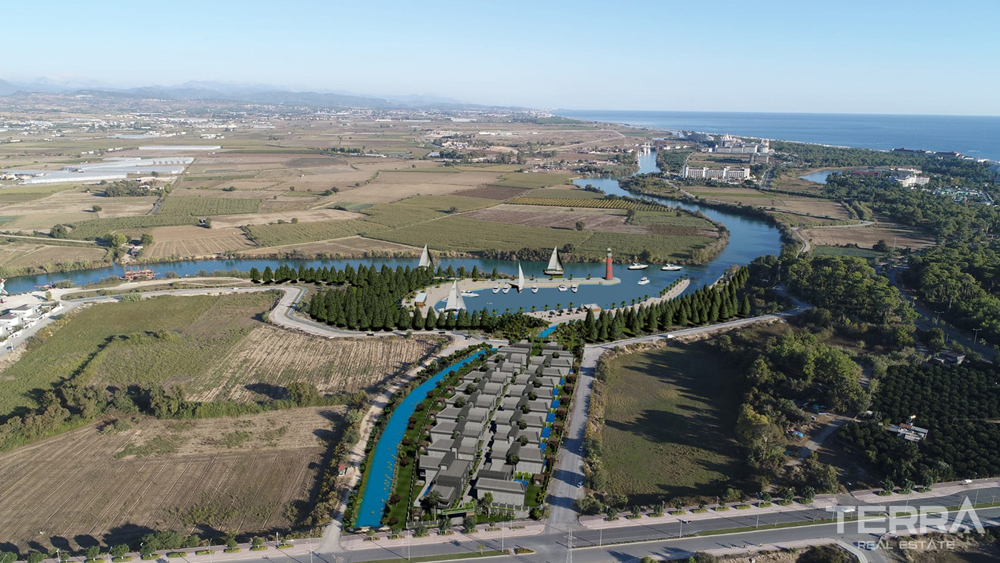 Luxury Villas in a Complex with a Yacht Dock in Side - 81574