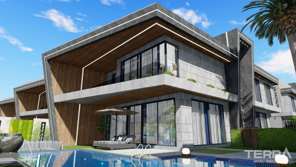 Luxury Villas in a Complex with a Yacht Dock in Side