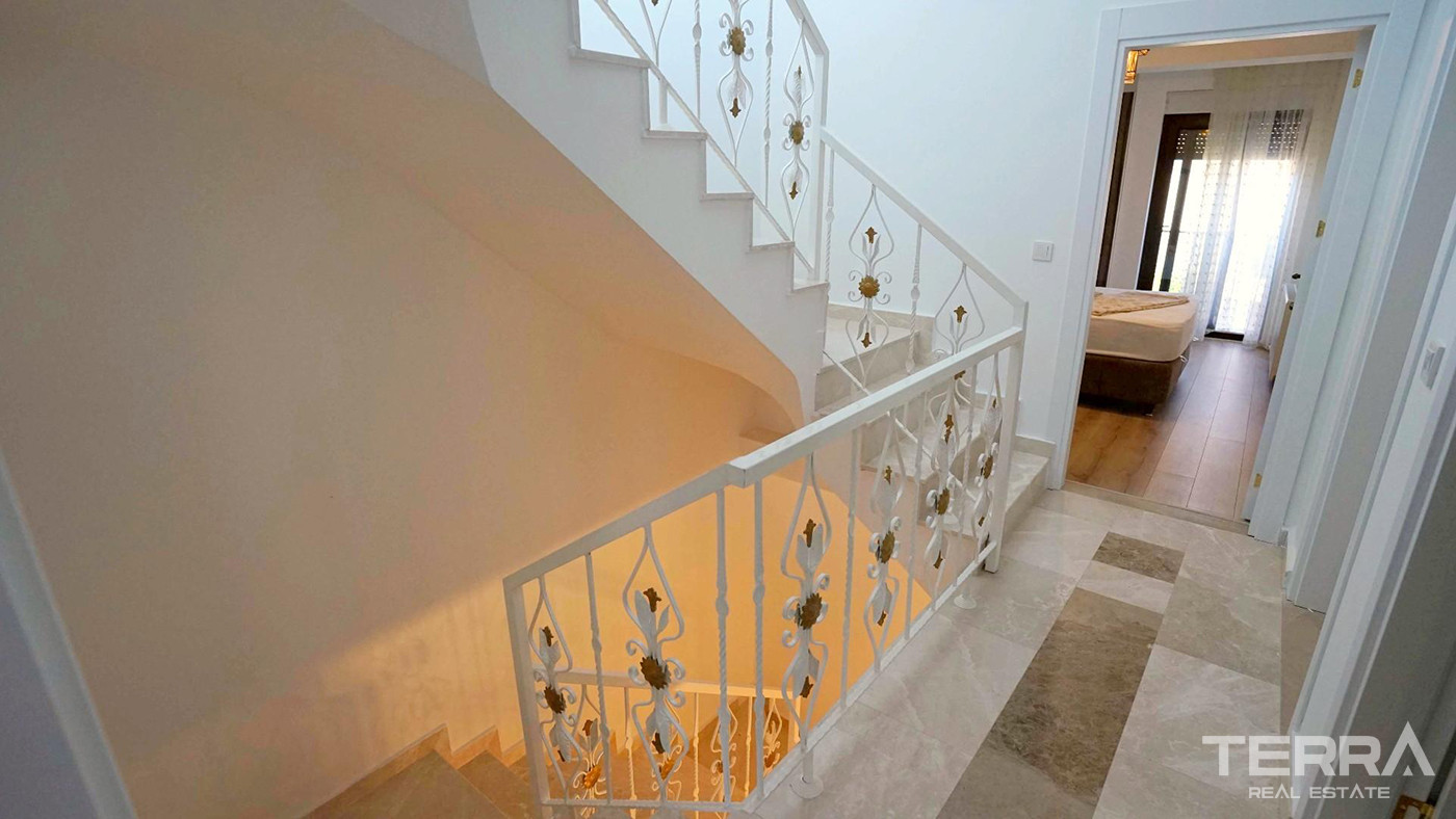 Luxury Furnished Villa with Mountain Views in Konyaaltı, Antalya - 81851