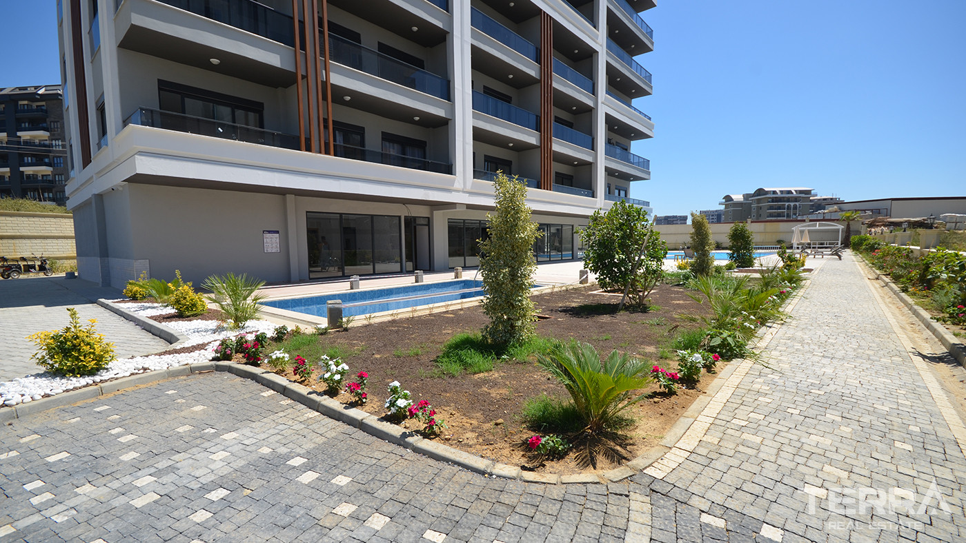 Resale Penthouse Apartment in a Promising Area of Avsallar, Alanya - 81961