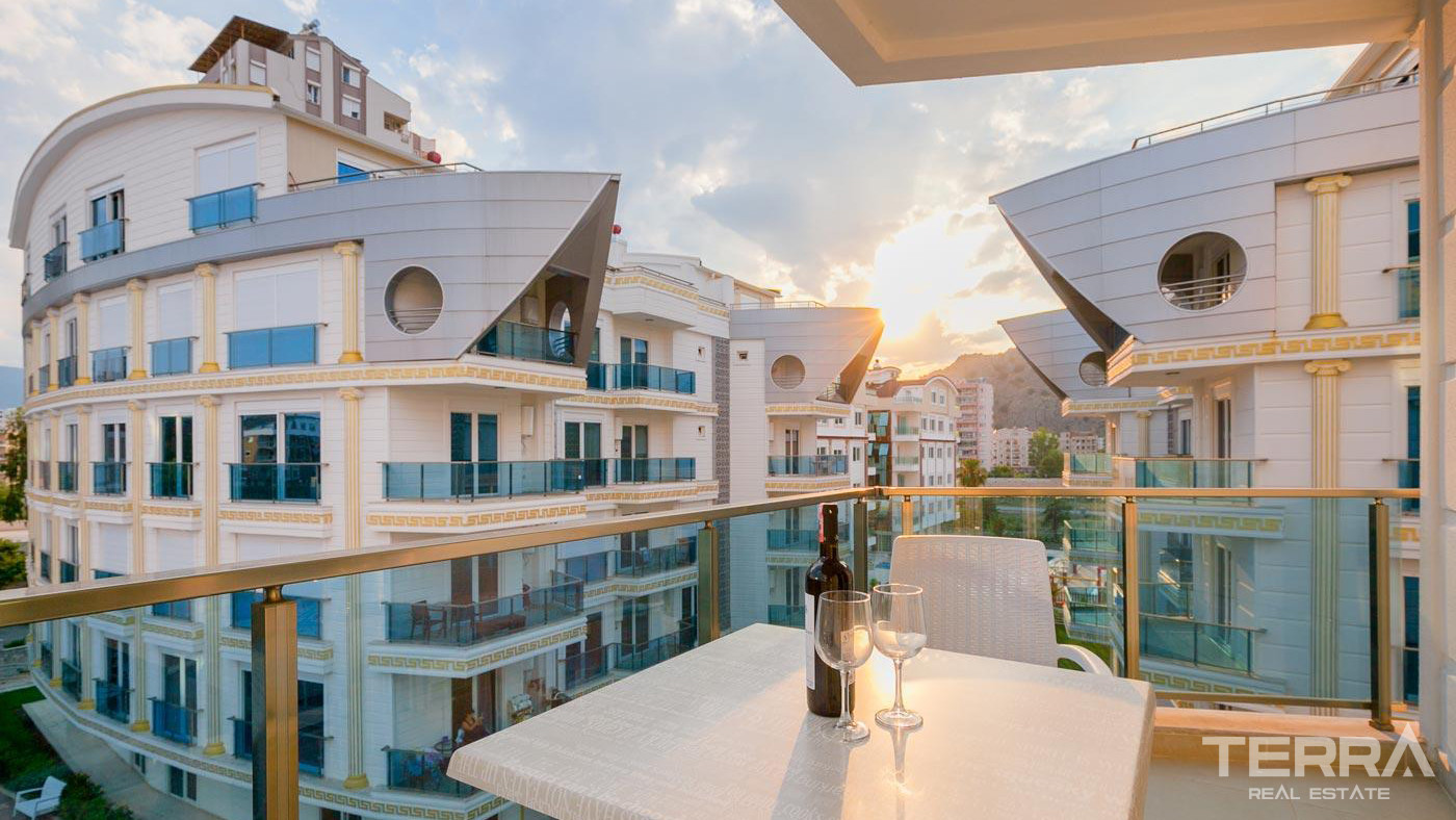 5 Star Hotel Type Apartments in Antalya with a Large Swimming Pool - 82607