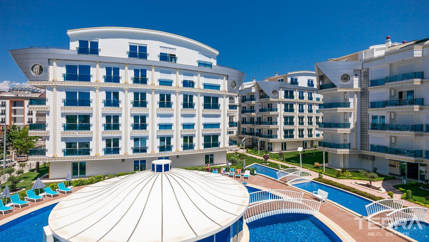 5 Star Hotel Type Apartments in Antalya with a Large Swimming Pool - 82611