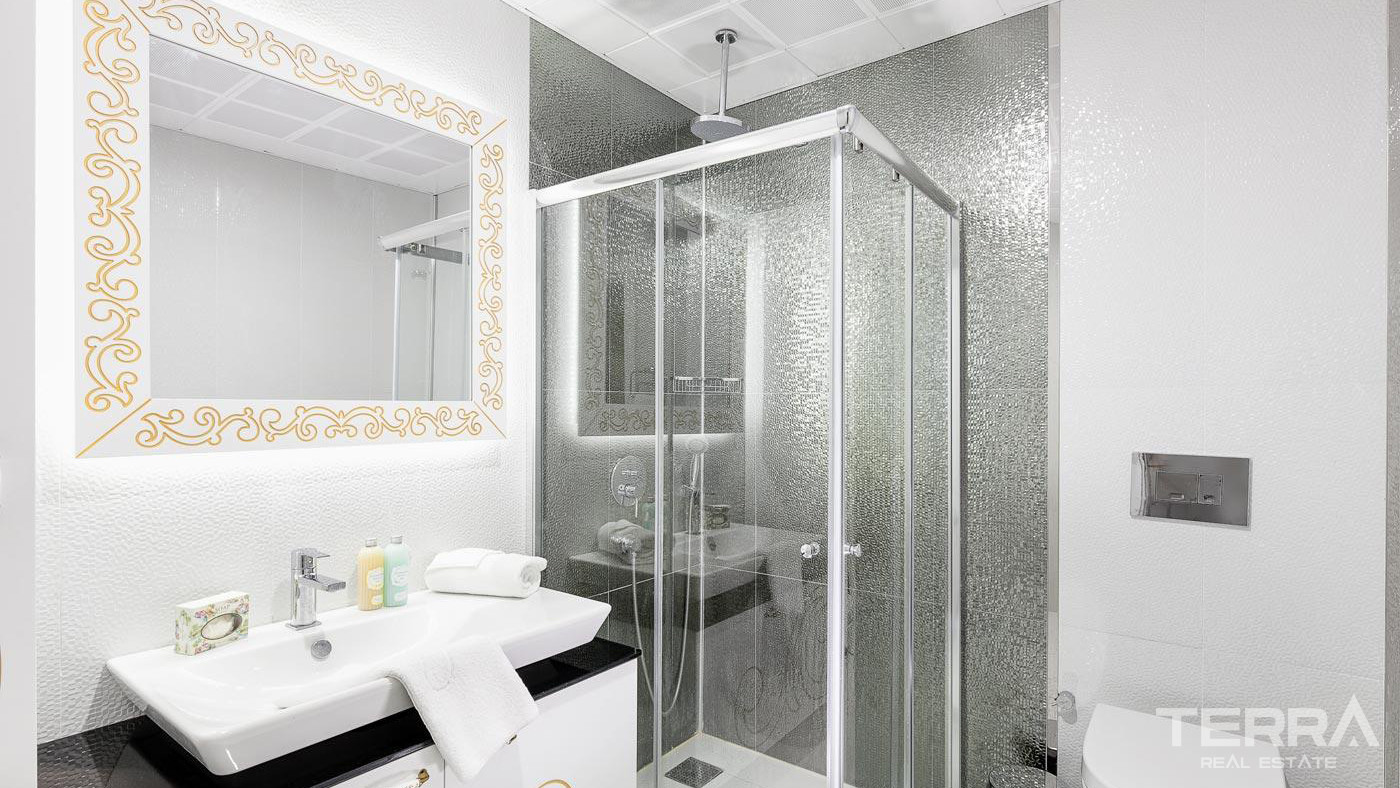 5 Star Hotel Type Apartments in Antalya with a Large Swimming Pool - 82618