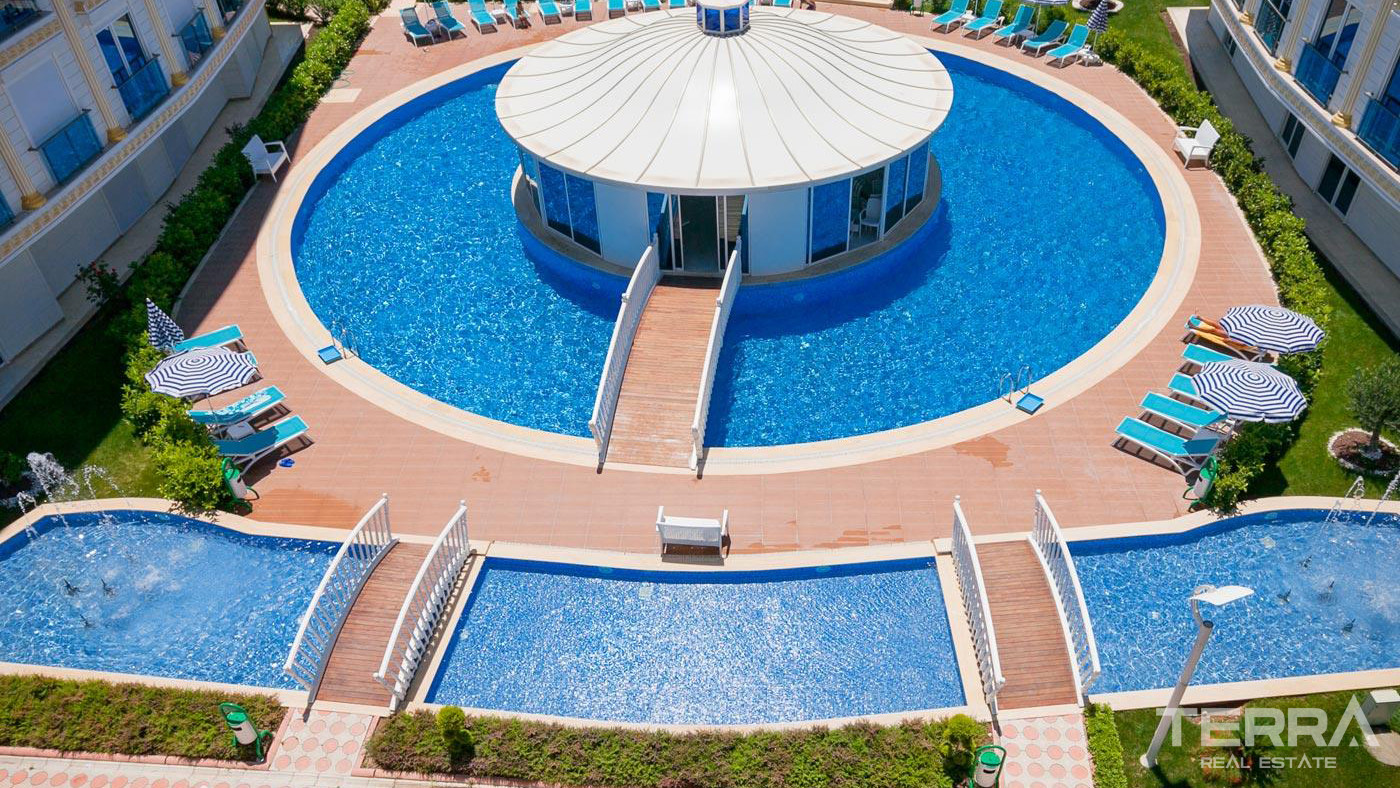 5 Star Hotel Type Apartments in Antalya with a Large Swimming Pool - 82622