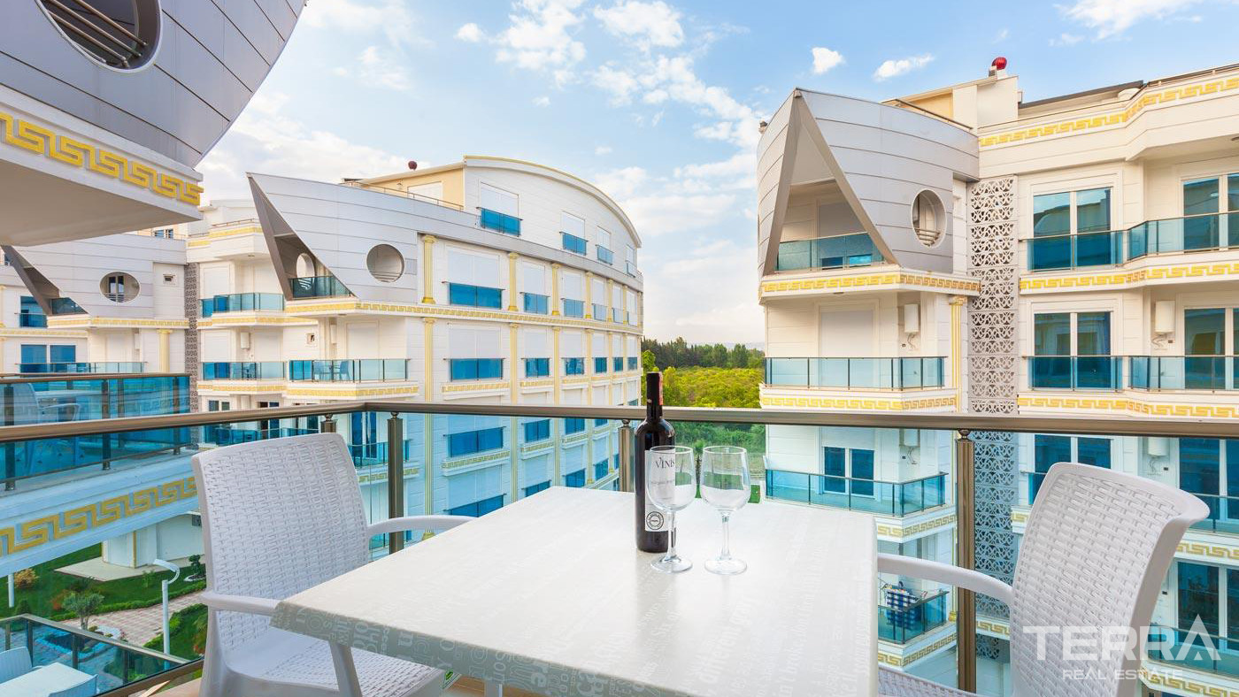 5 Star Hotel Type Apartments in Antalya with a Large Swimming Pool - 82630