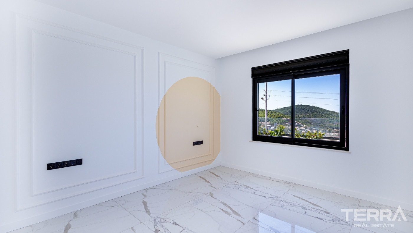Exclusive 4+1 Detached Villa with Sea View in Kargıcak, Alanya - 100528