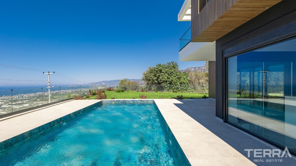 Exklusive freistehende 4+1-Villa mit Meerblick in Kargıcak, Alanya
