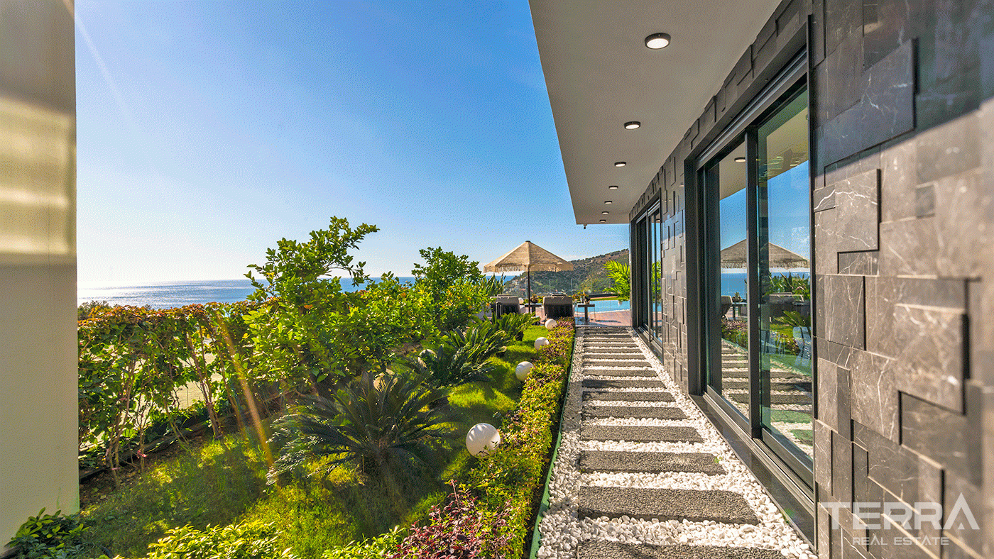 Spacious 3+1 Villa with a Stunning Sea View in Alanya, Bektaş - 98052