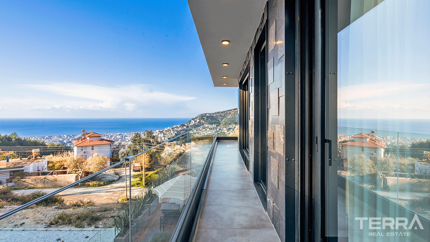 Spacious 3+1 Villa with a Stunning Sea View in Alanya, Bektaş - 98070