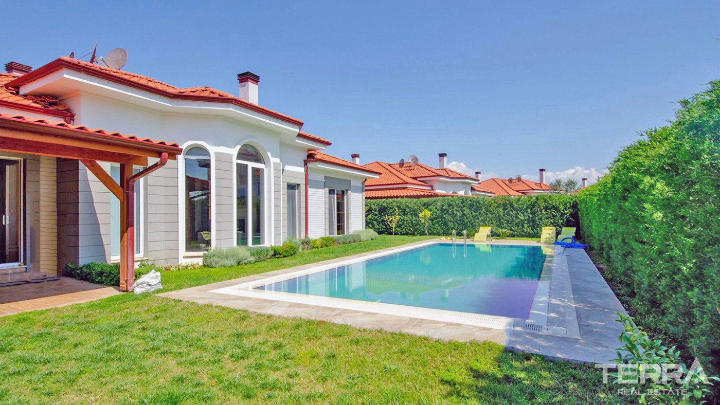 Ready to Move in Resale Modern Villa in Antalya, Döşemealtı - 85033