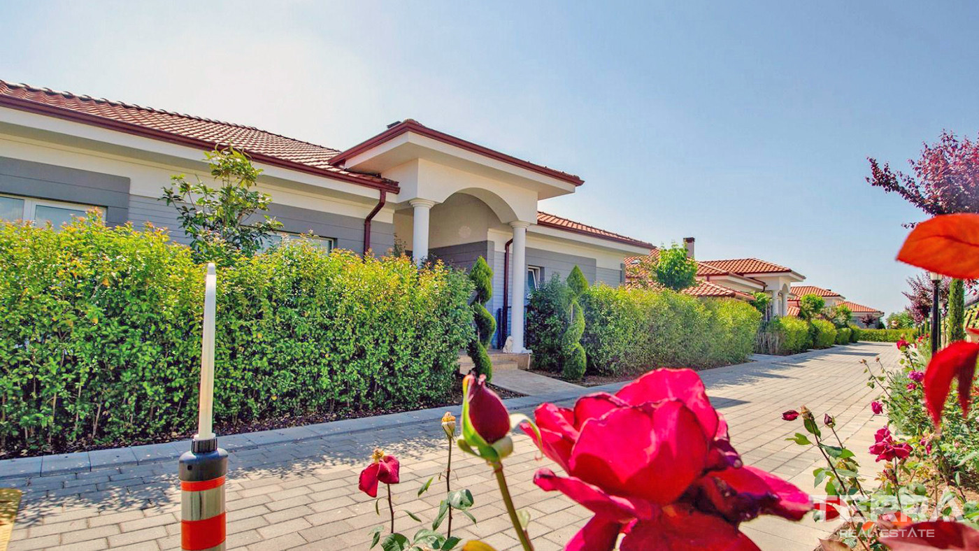 Ready to Move in Resale Modern Villa in Antalya, Döşemealtı - 85037