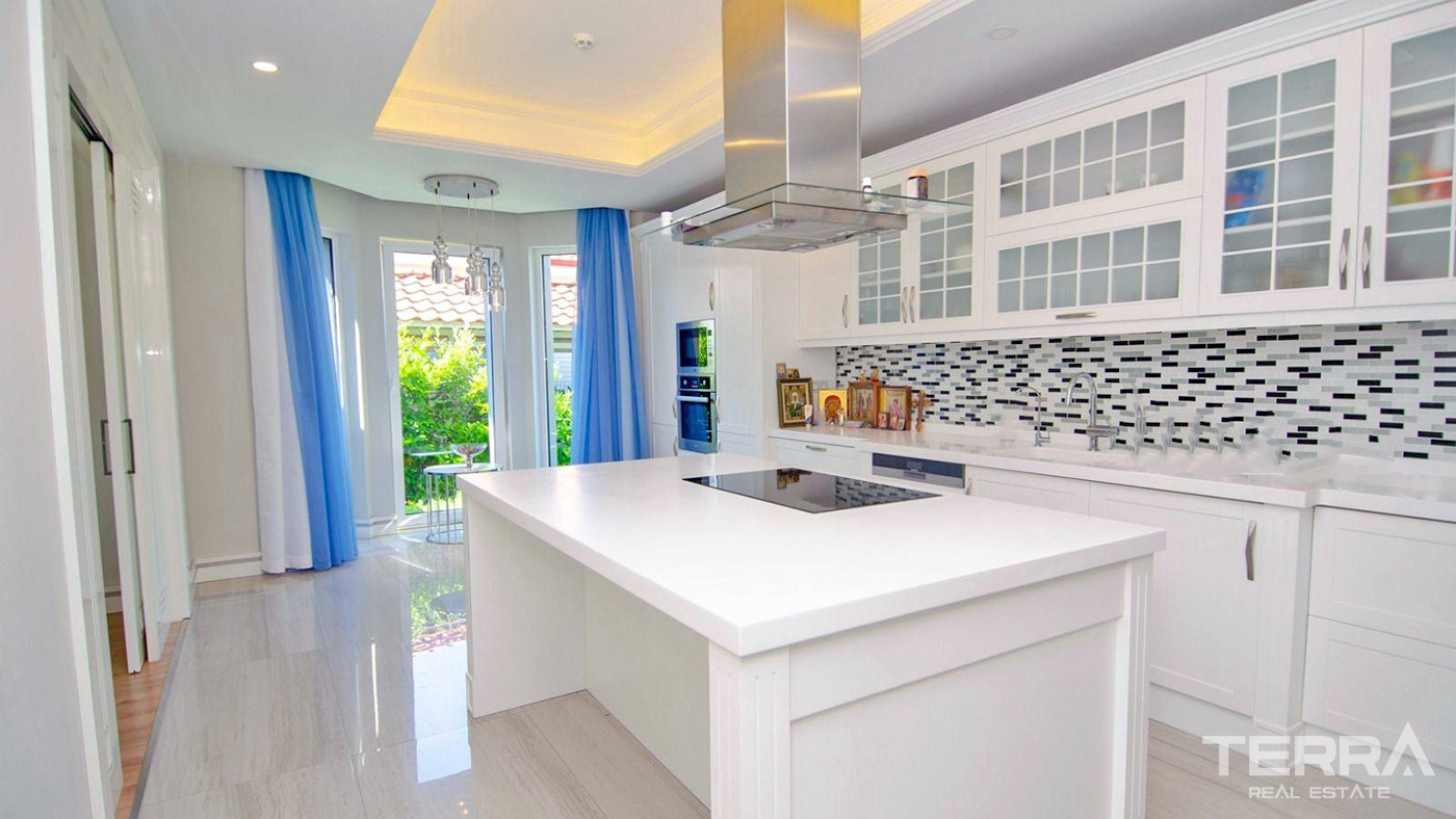 Ready to Move in Resale Modern Villa in Antalya, Döşemealtı - 85046