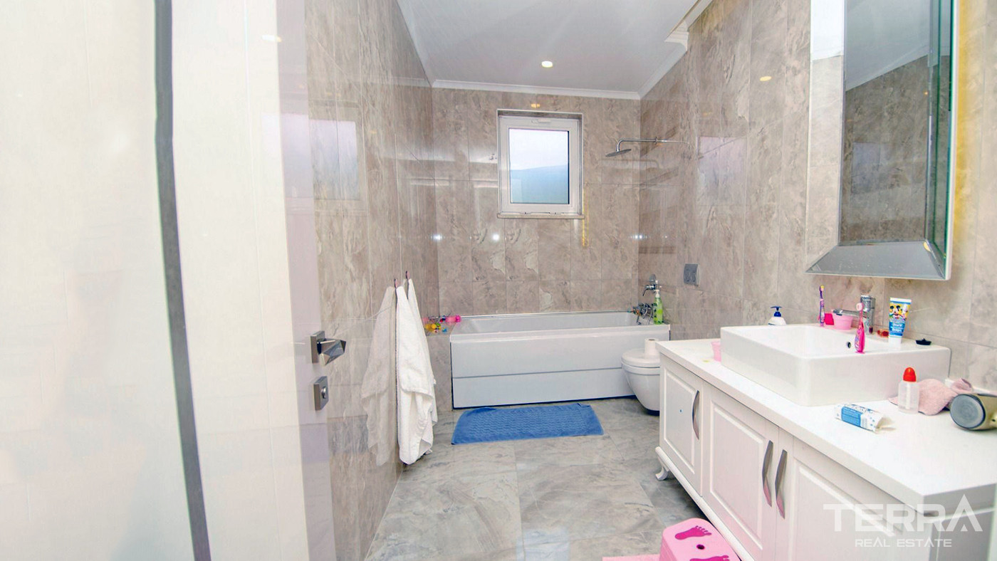 Ready to Move in Resale Modern Villa in Antalya, Döşemealtı - 85058