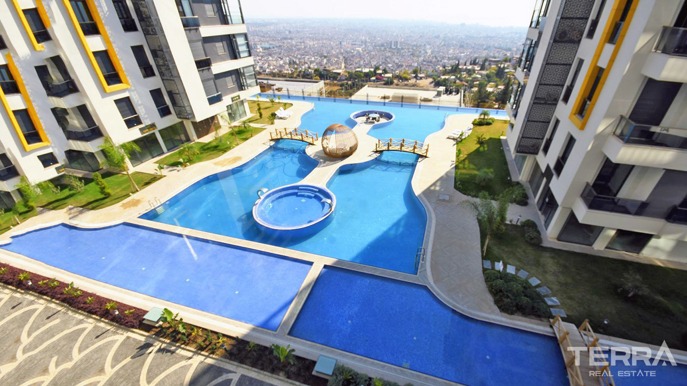 Modernly Designed Apartments with Mediterranean Sea View in Antalya - 85120