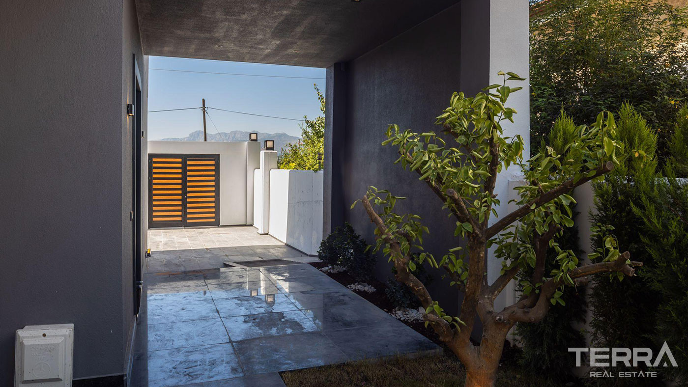 Turnkey Luxury Antalya Villa with High-End Furniture and Interiors - 85983