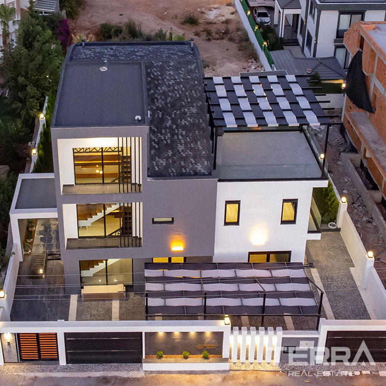 Turnkey Luxury Antalya Villa with High-End Furniture and Interiors - 85994