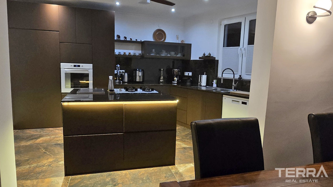 3 Apartments for Sale as One Package in Oba, Alanya, Turkey - 109009