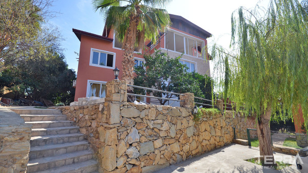 3 Apartments for Sale as One Package in Oba, Alanya, Turkey