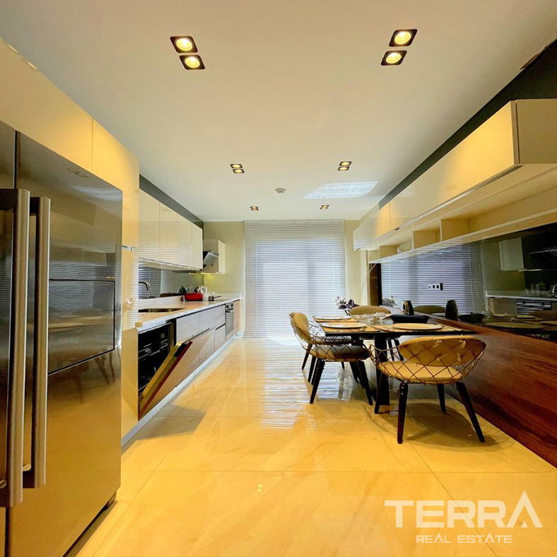 Apartments with Magnificent Views Within Premium Complex in İstanbul - 86775