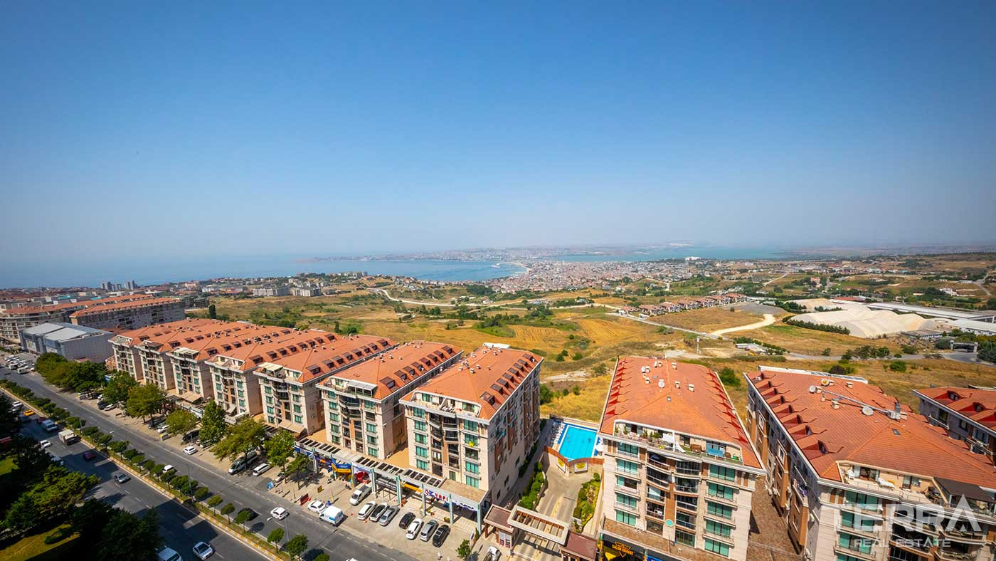 Sea and Lake View Flats in Istanbul Beylikdüzü - Elit Life Residence - 90545
