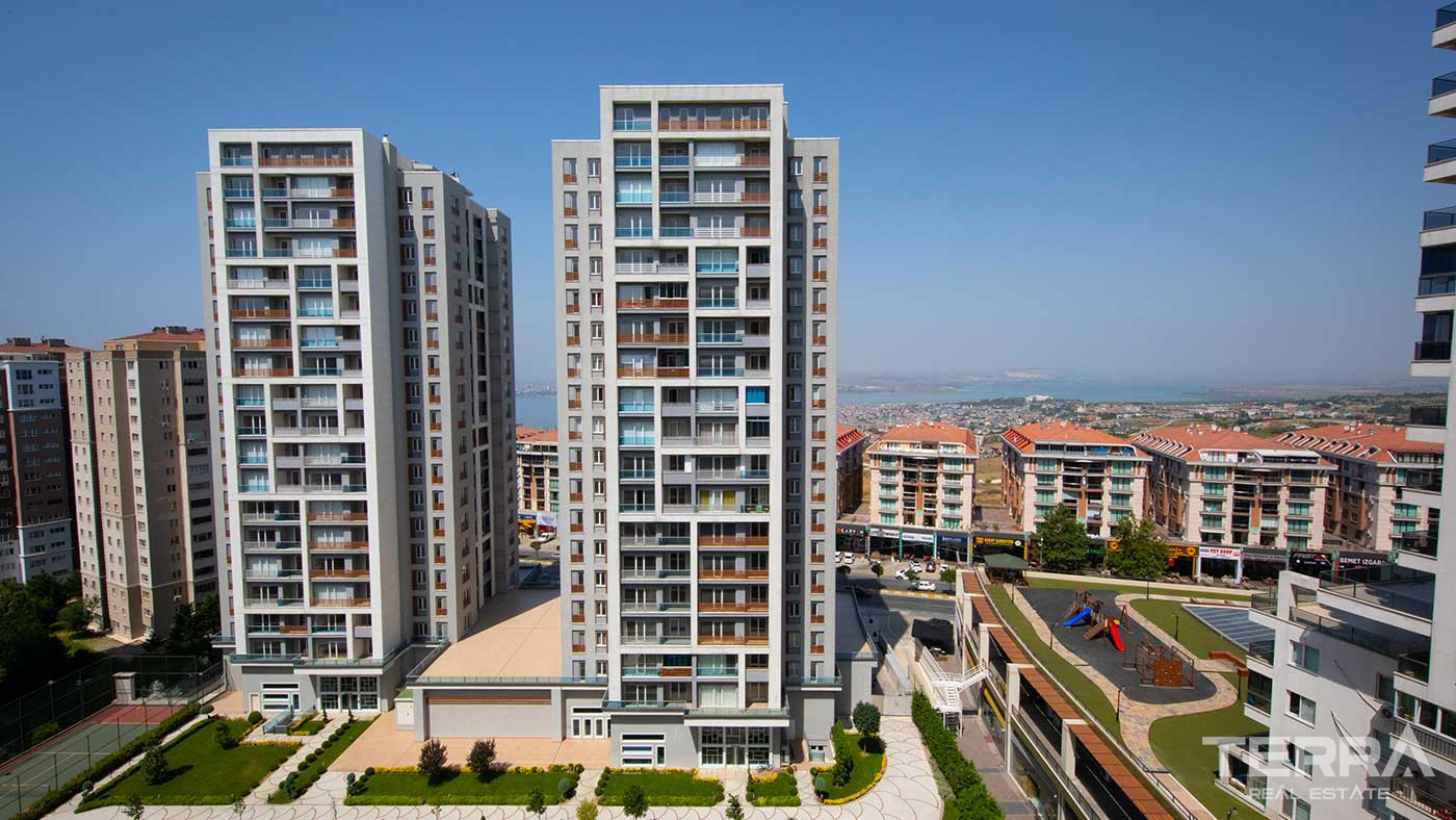 Sea and Lake View Flats in Istanbul Beylikdüzü - Elit Life Residence - 90547