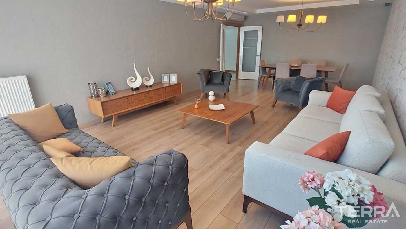 Sea and Lake View Flats in Istanbul Beylikdüzü - Elit Life Residence - 90577