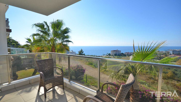 Sea View 2+1 Apartment in Sunset Beach Vip 2 Residence, Konaklı