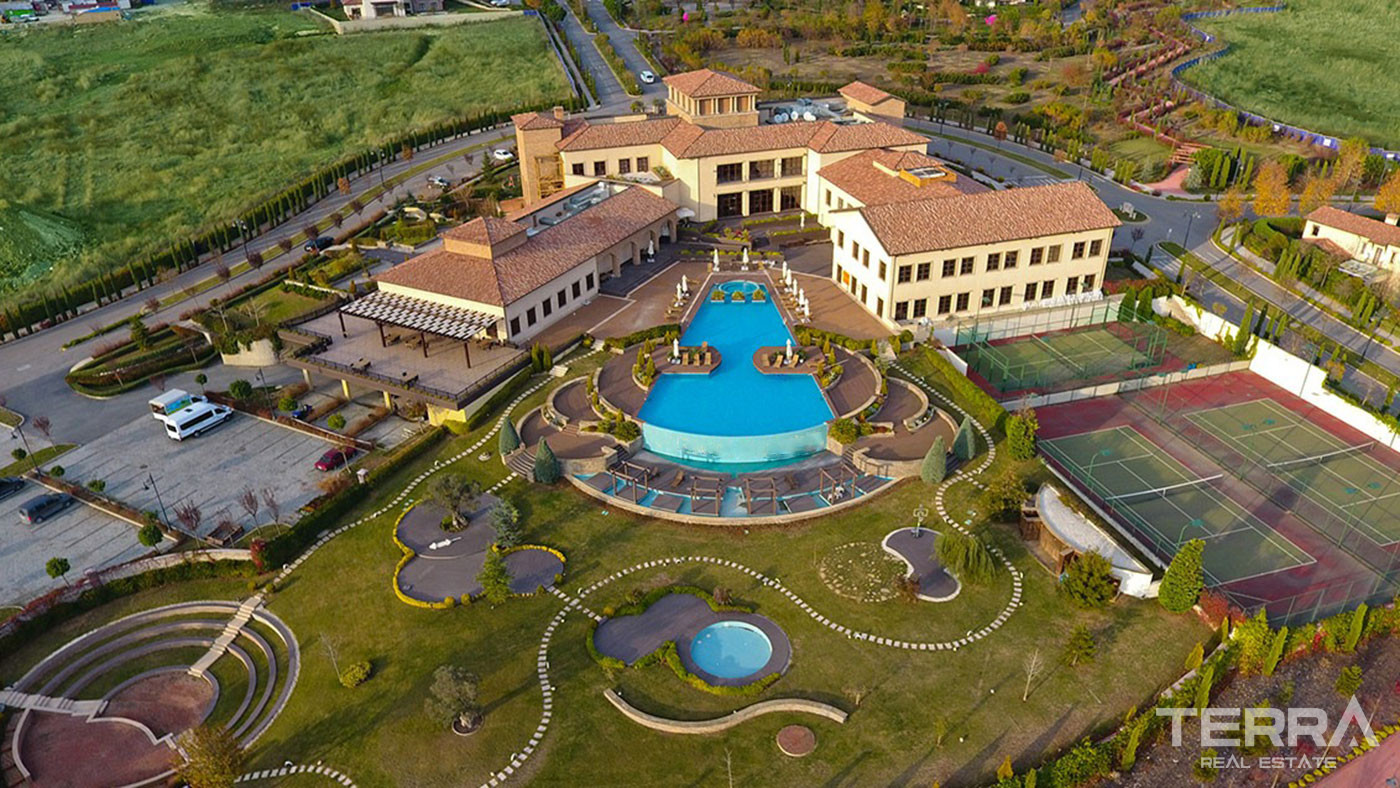 Villas for Sale in İstanbul Büyükçekmece - Toscana Vadisi - 92193