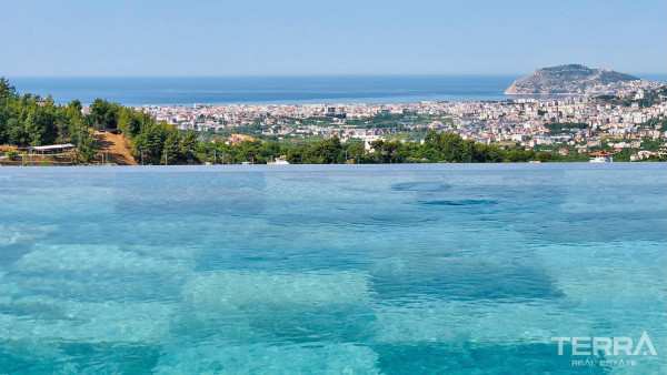 Villa with Modern Features in a Tranquil Area of Alanya, Oba