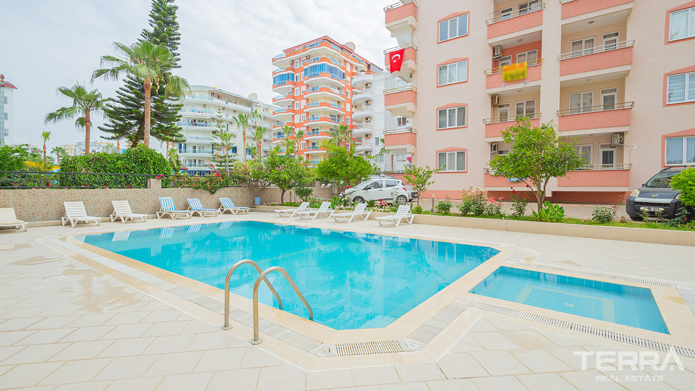 Ultimate Comfort in the Seafront Resale Flat with 4 Bedrooms in Alanya - 93328