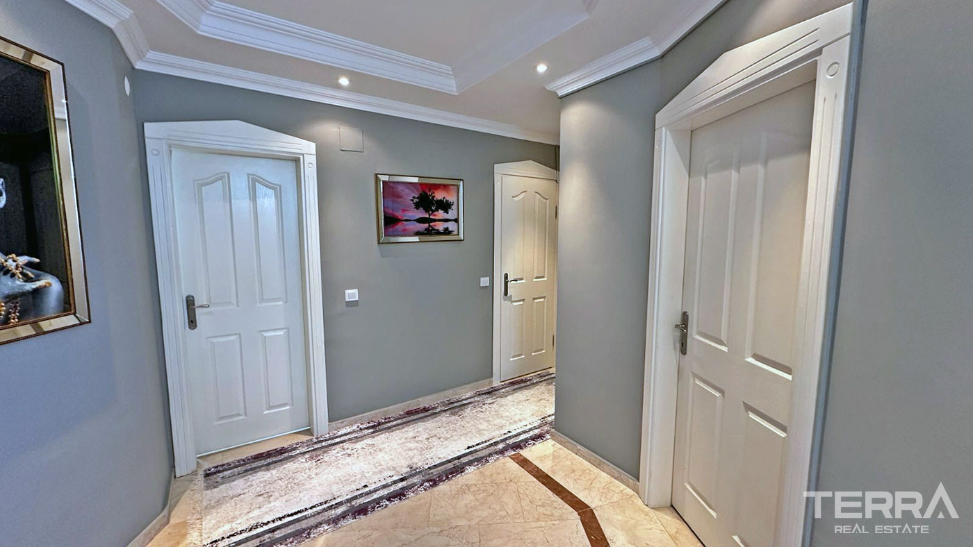 Chic and Furnished Apartment in Alanya Residence, Tosmur - 94435