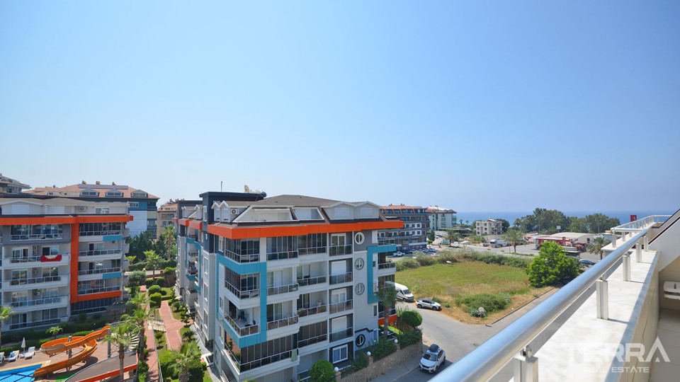 Furnished Modern Penthouse Flat with Sea View in Kestel, Alanya