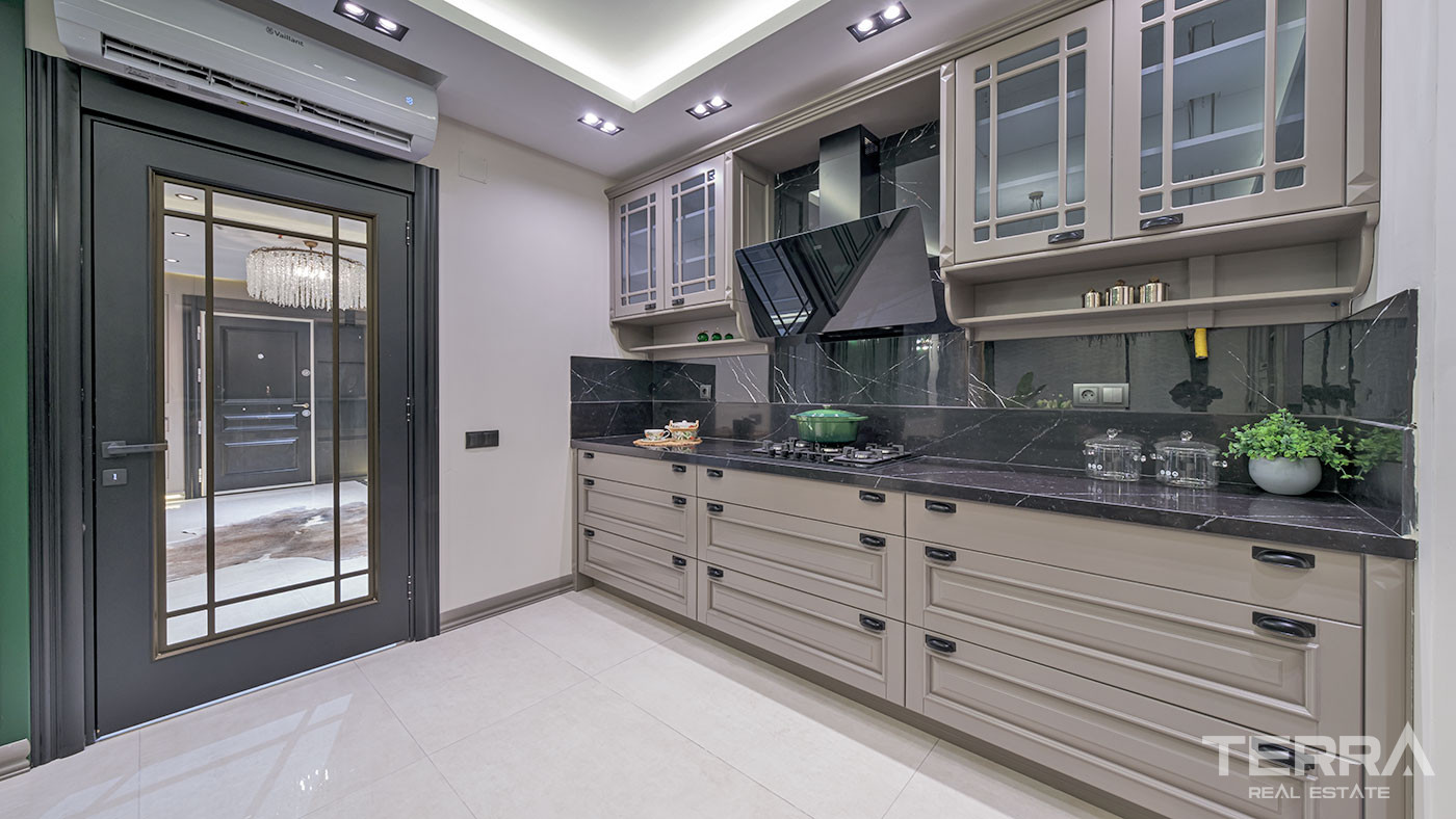 Stylish 5+1 Apartments Close to the Sea and Amenities in Mersin - 96076