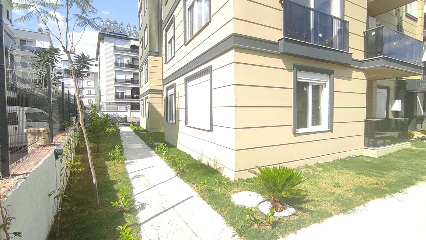 Modest and Chic Apartments within a 2-Block Complex in Antalya Center - 96512