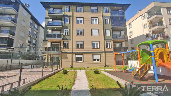 Modest and Chic Apartments within a 2-Block Complex in Antalya Center