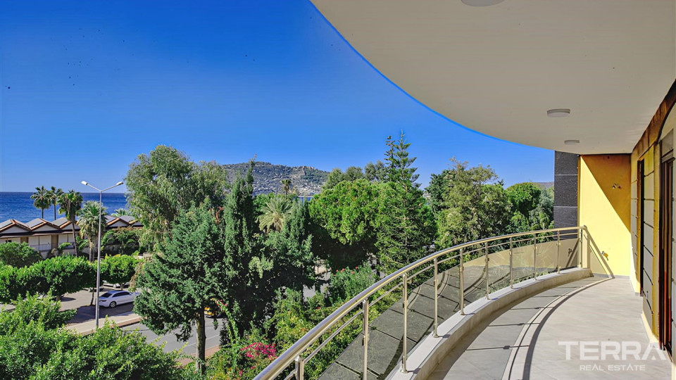 Selçuklu Konakları Alanya'da Denize Sıfır Modern Tasarımlı Daireler