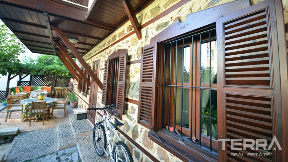 Antique stone villa for sale in Alanya City Center