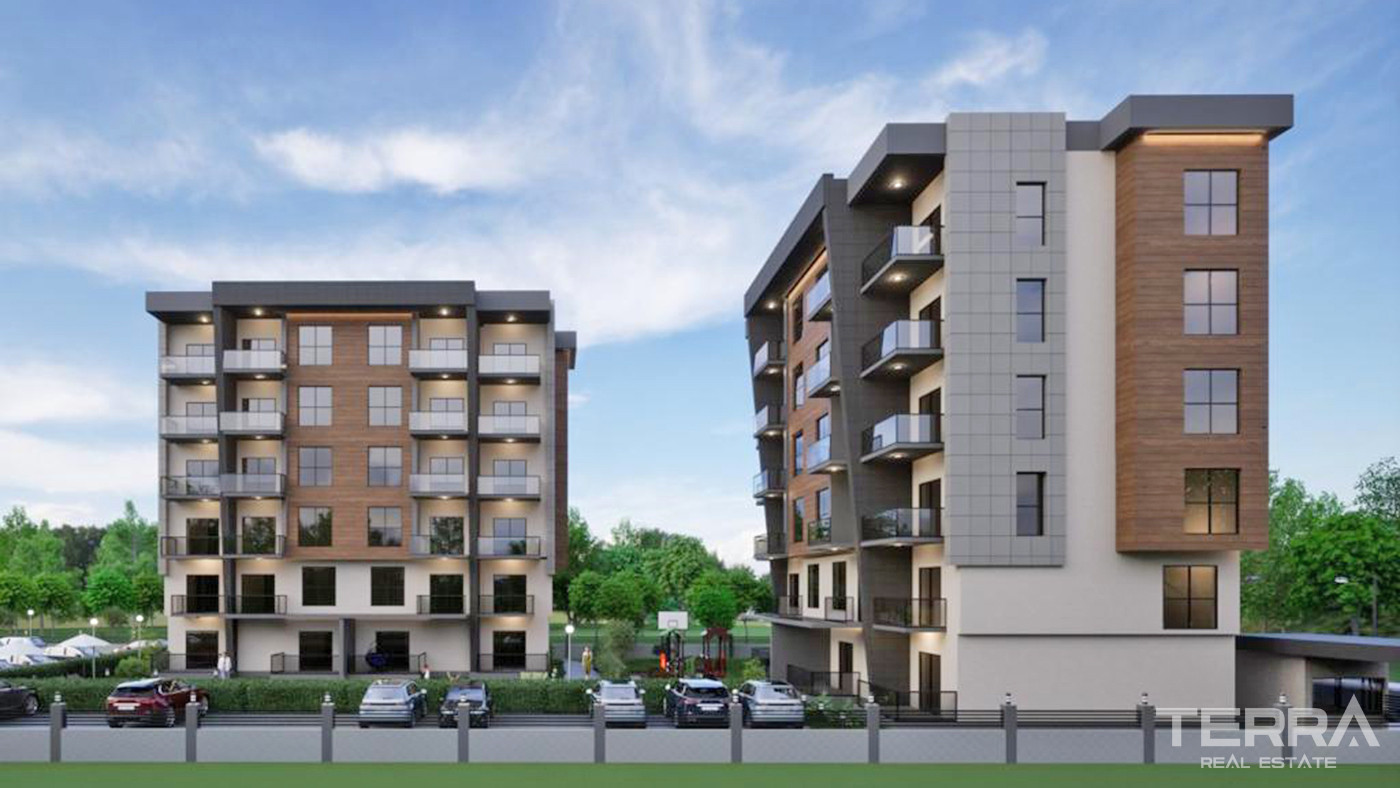 Contemporary Flats within a Secure Complex in Altıntaş, Antalya - 101058