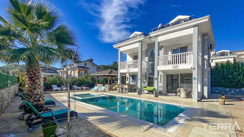 Furnished Villa with Mountain Views and a Pool in Hisarönü, Fethiye