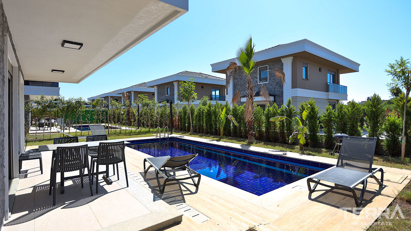 Villas with Private Pool for Sale in Central Belek, Turkey - 102461