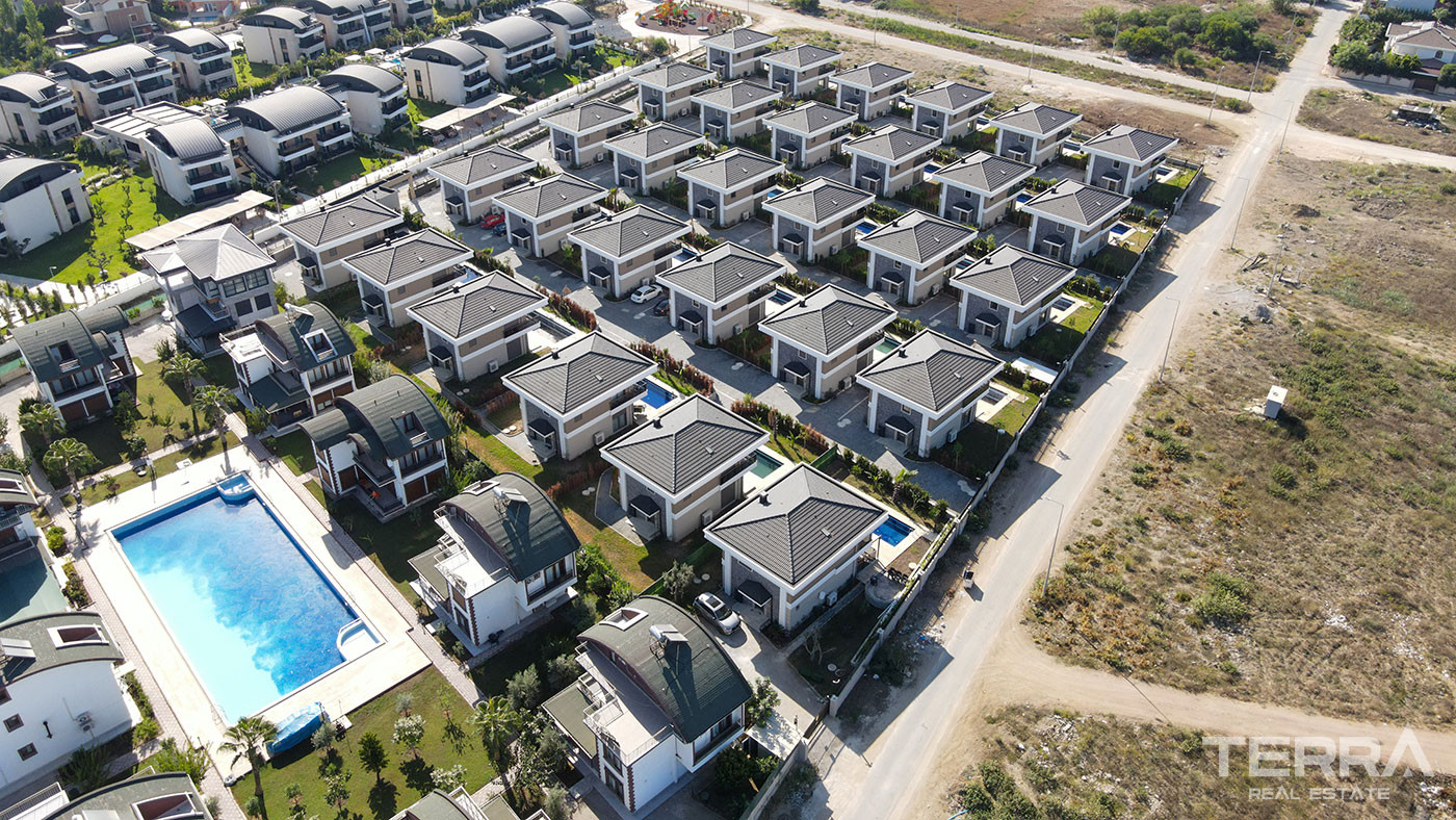 Villas with Private Pool for Sale in Central Belek, Turkey - 102470