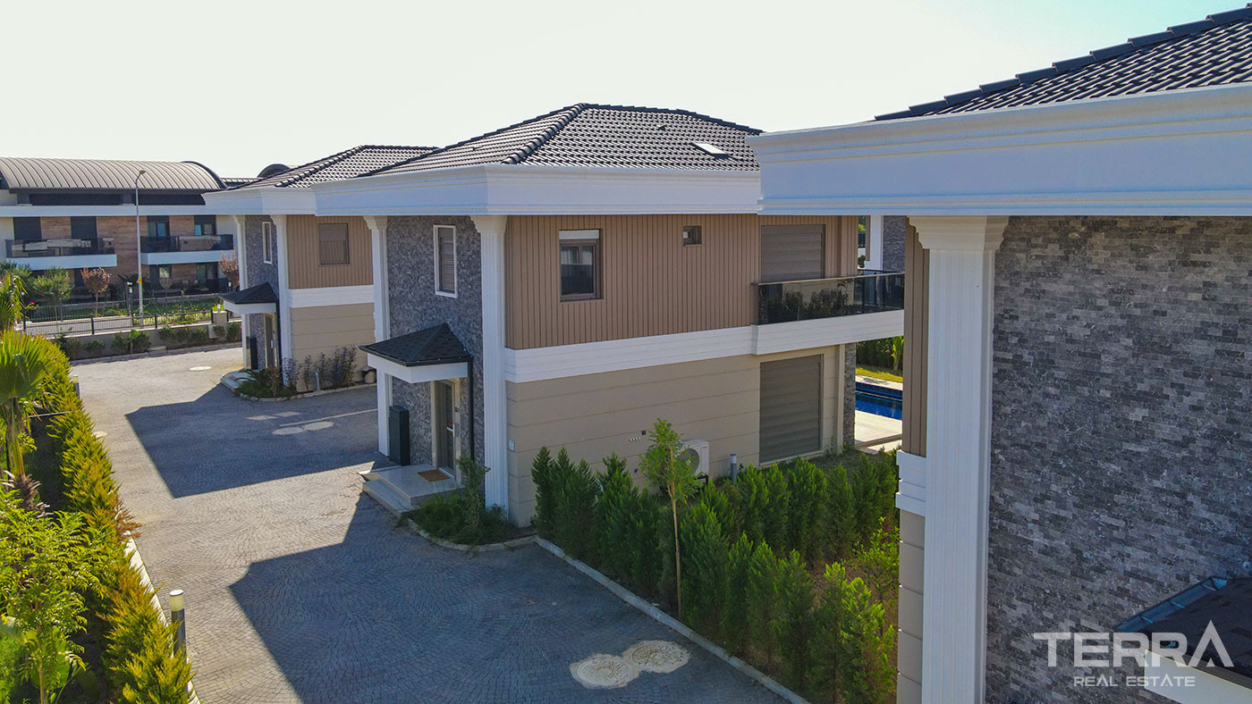 Villas with Private Pool for Sale in Central Belek, Turkey - 102474