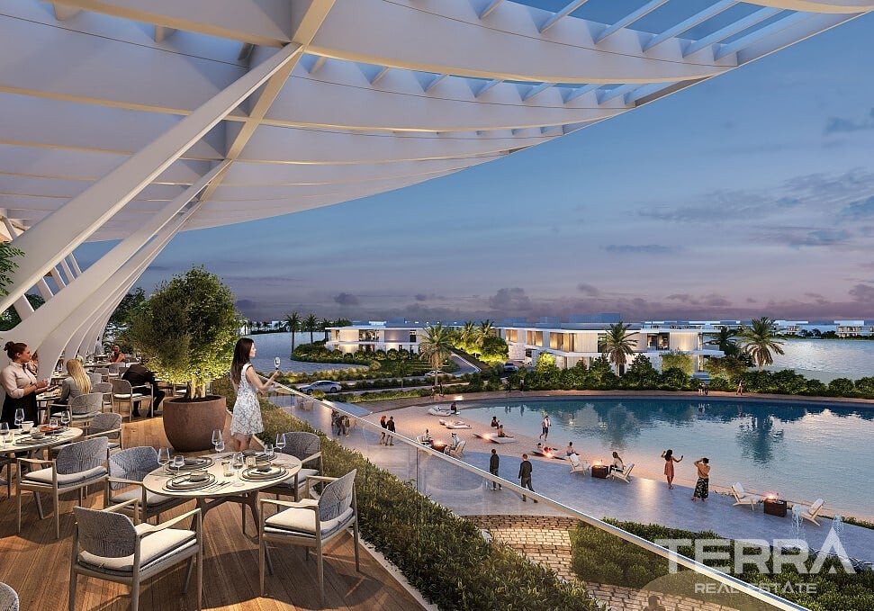 Beachfront Villas for sale in Umm Al Quwain, Siniyah Island, UAE - 104608