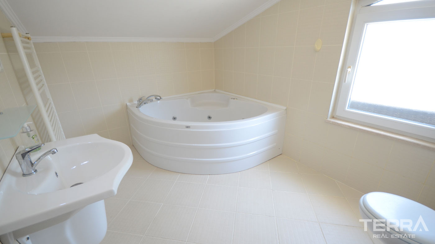 Frittliggende villa med pool til salgs i Konaklı, Alanya, Tyrkia - 104964