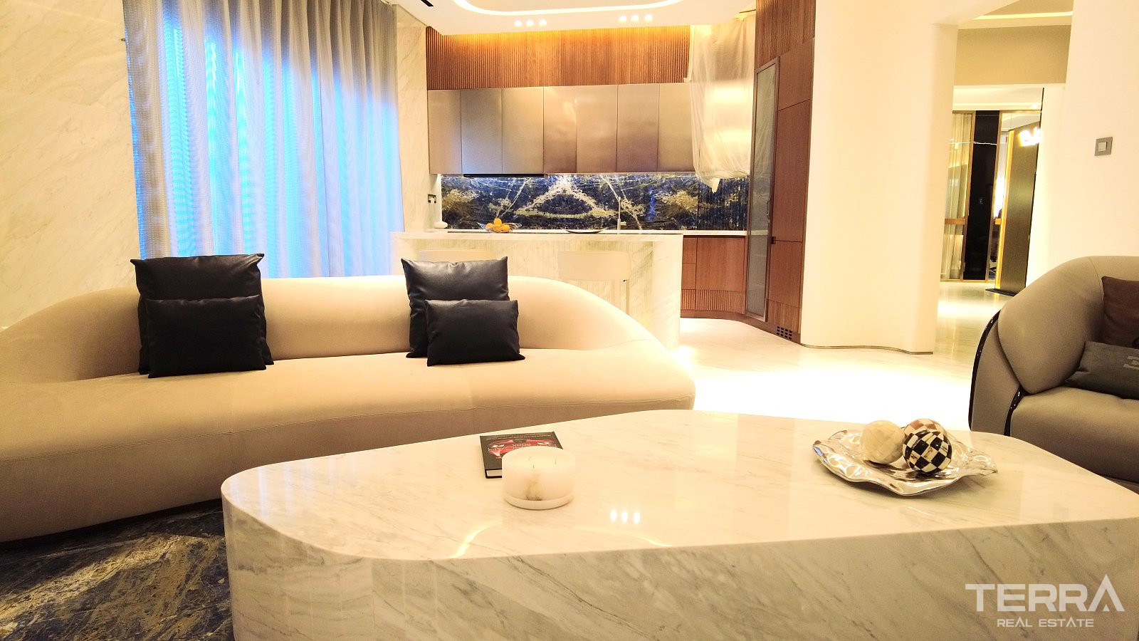 Luksuslejligheder til salg i Dubai — Bugatti Residence - 105155