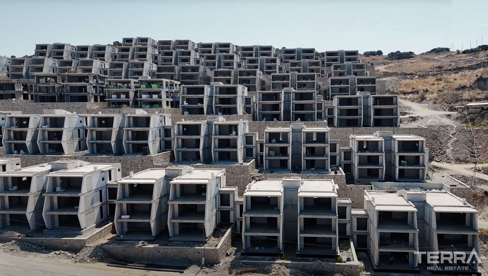 Leiligheter med havutsikt til salgs i Kuşadası, Aydın, Tyrkia - 105383